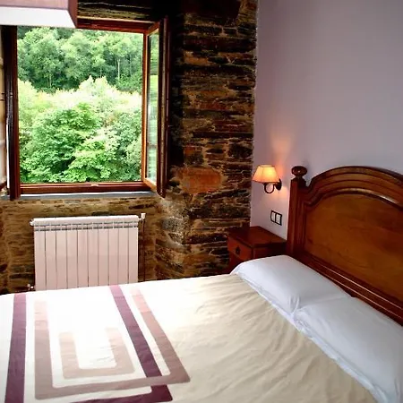 Venkovský dům O Bizarro Trabada